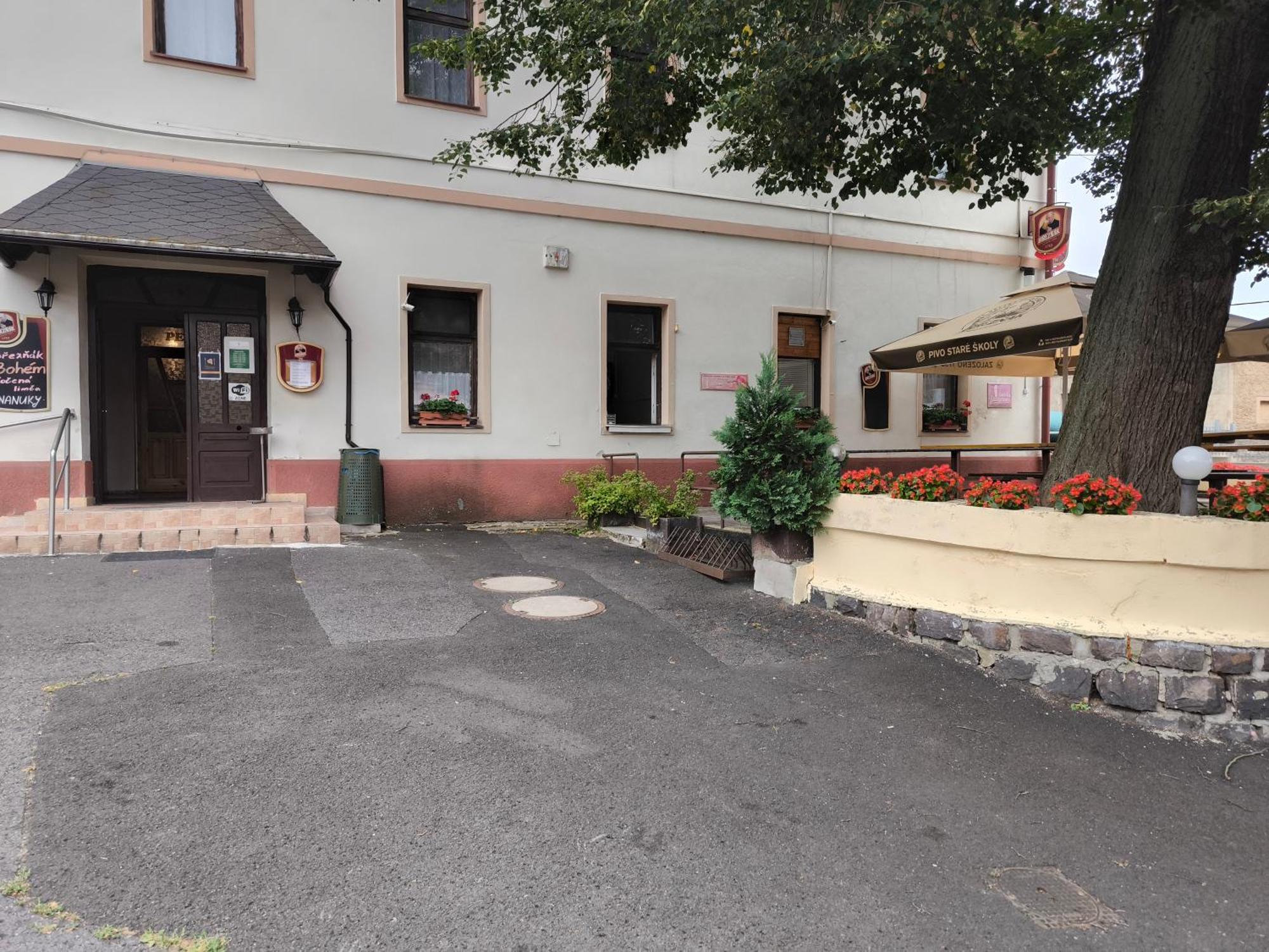 Penzion U Zeleneho Stromu Telnice Exterior photo